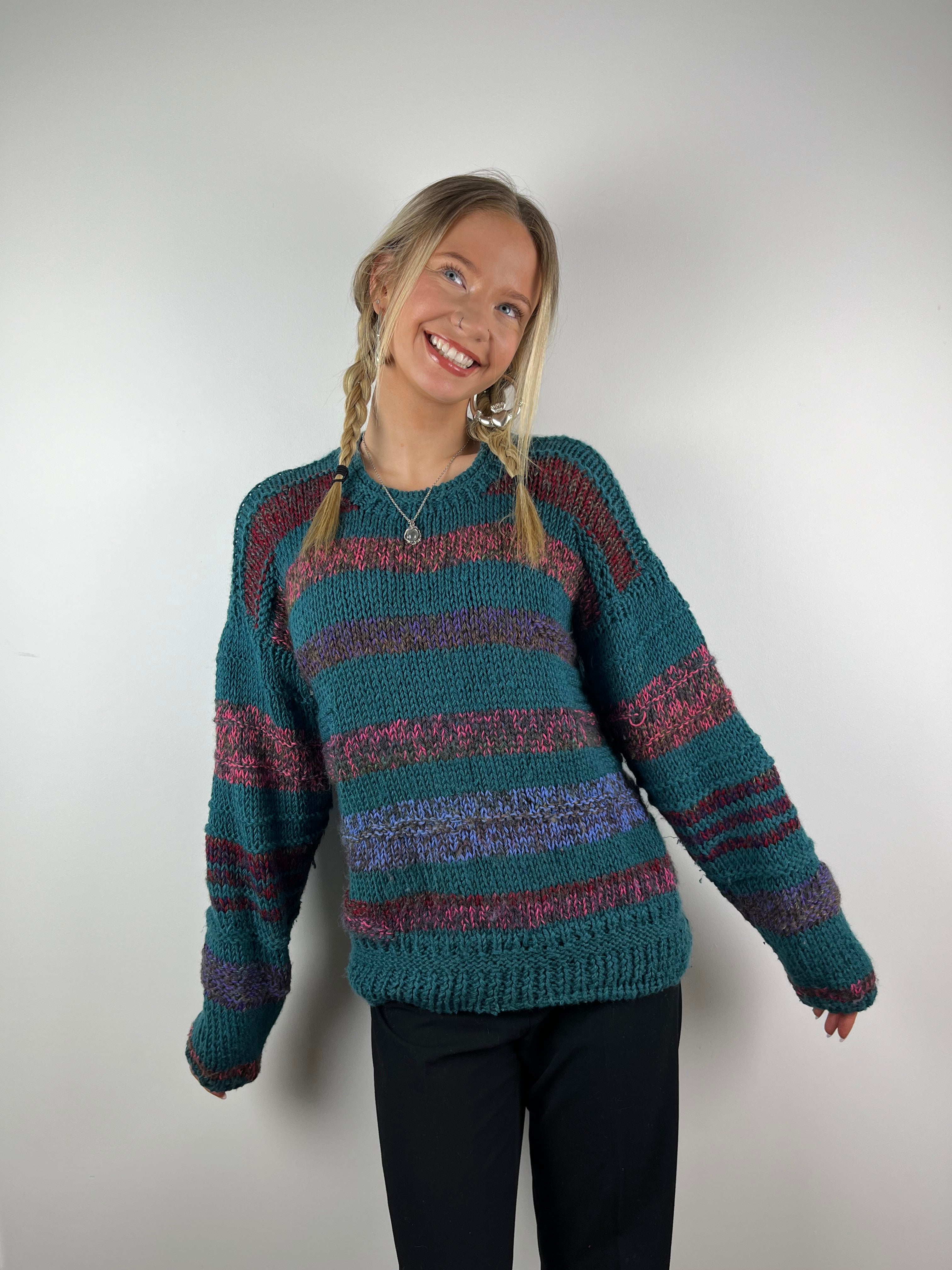 Vintage striped turquoise knitwear 