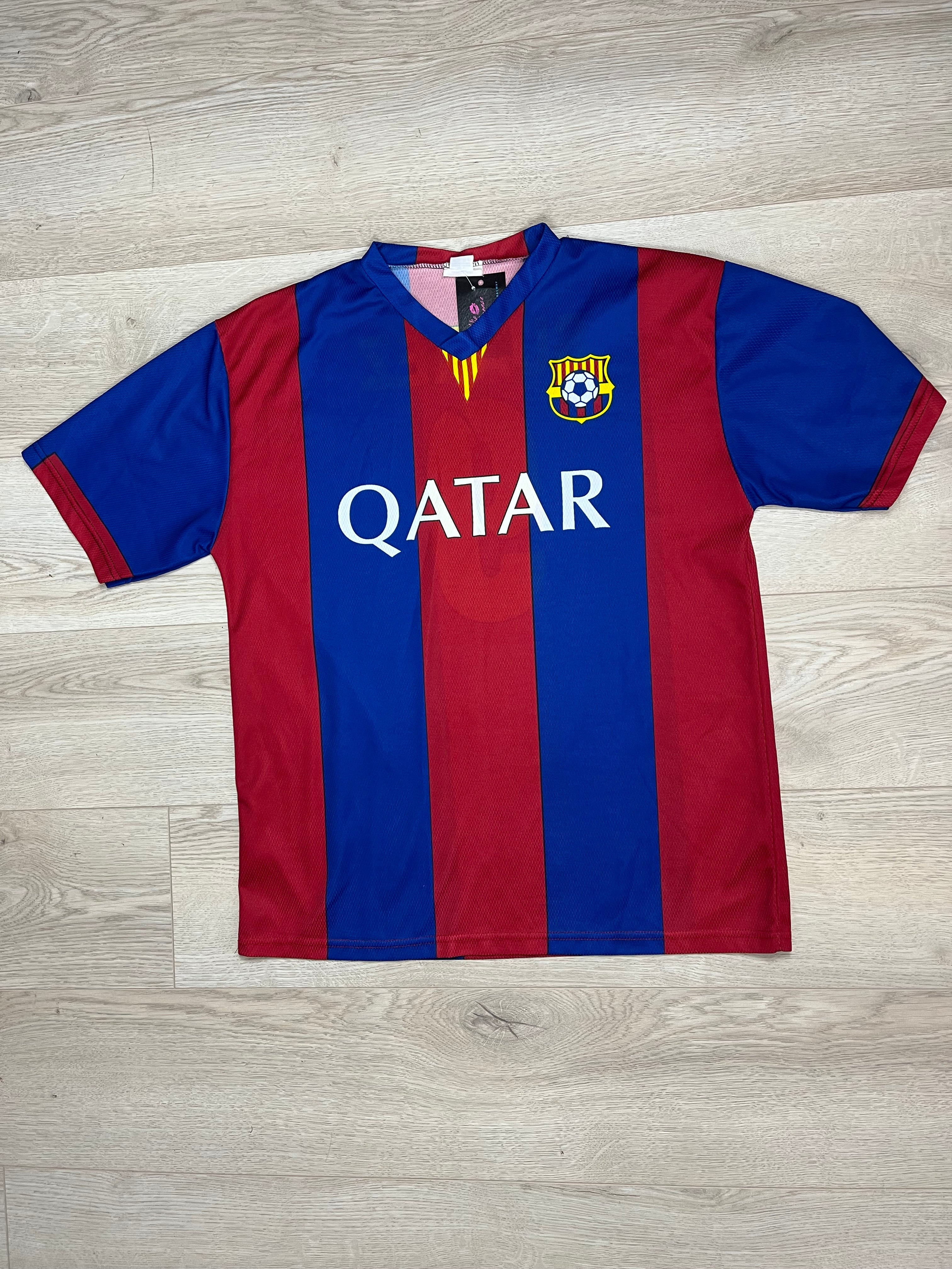 Vintage football jersey x-large blue and red suárez