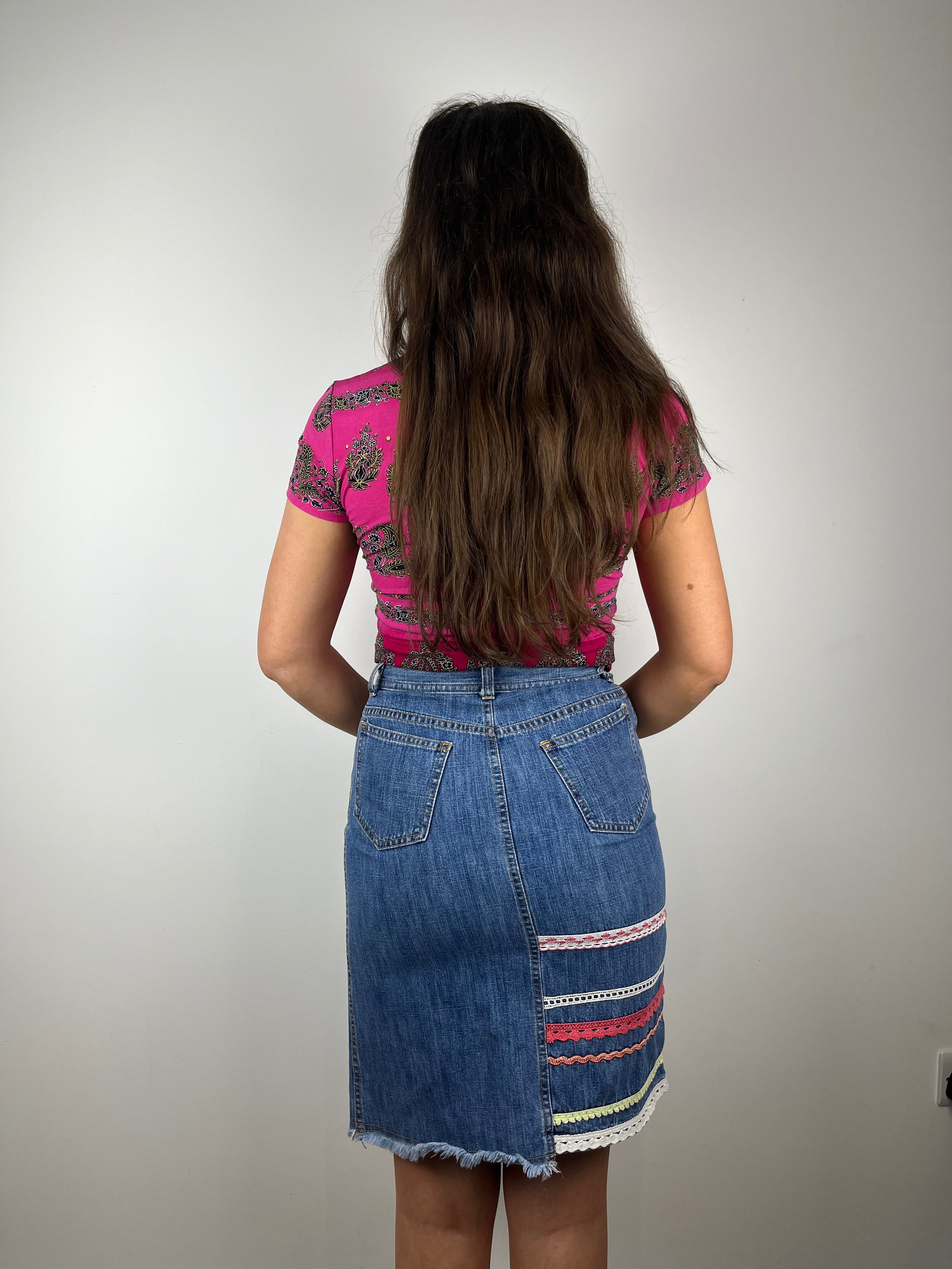 Vintage blue denim Y2K embroidered skirt