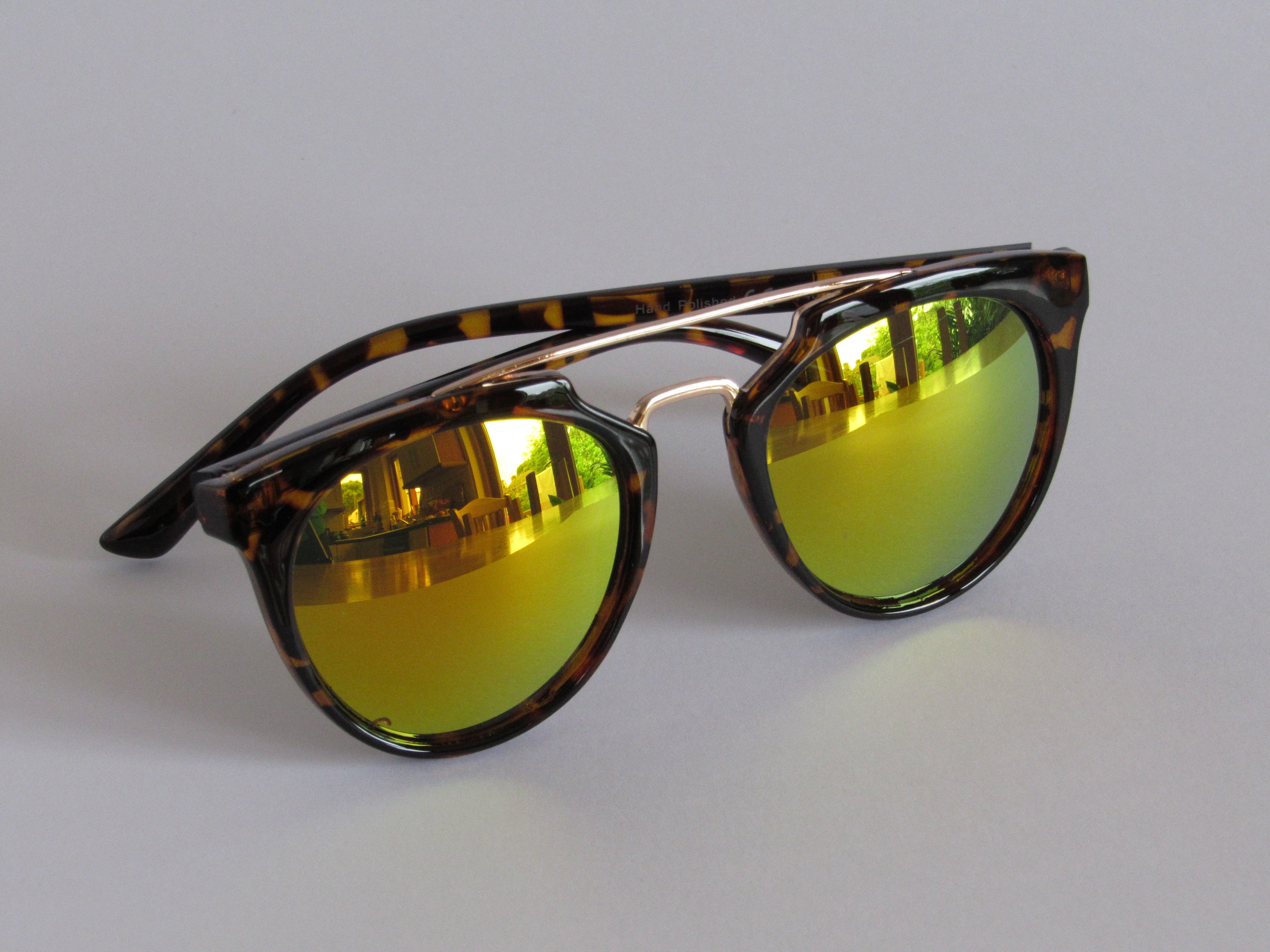 Tortoise Shell Mirrored Sunglasses