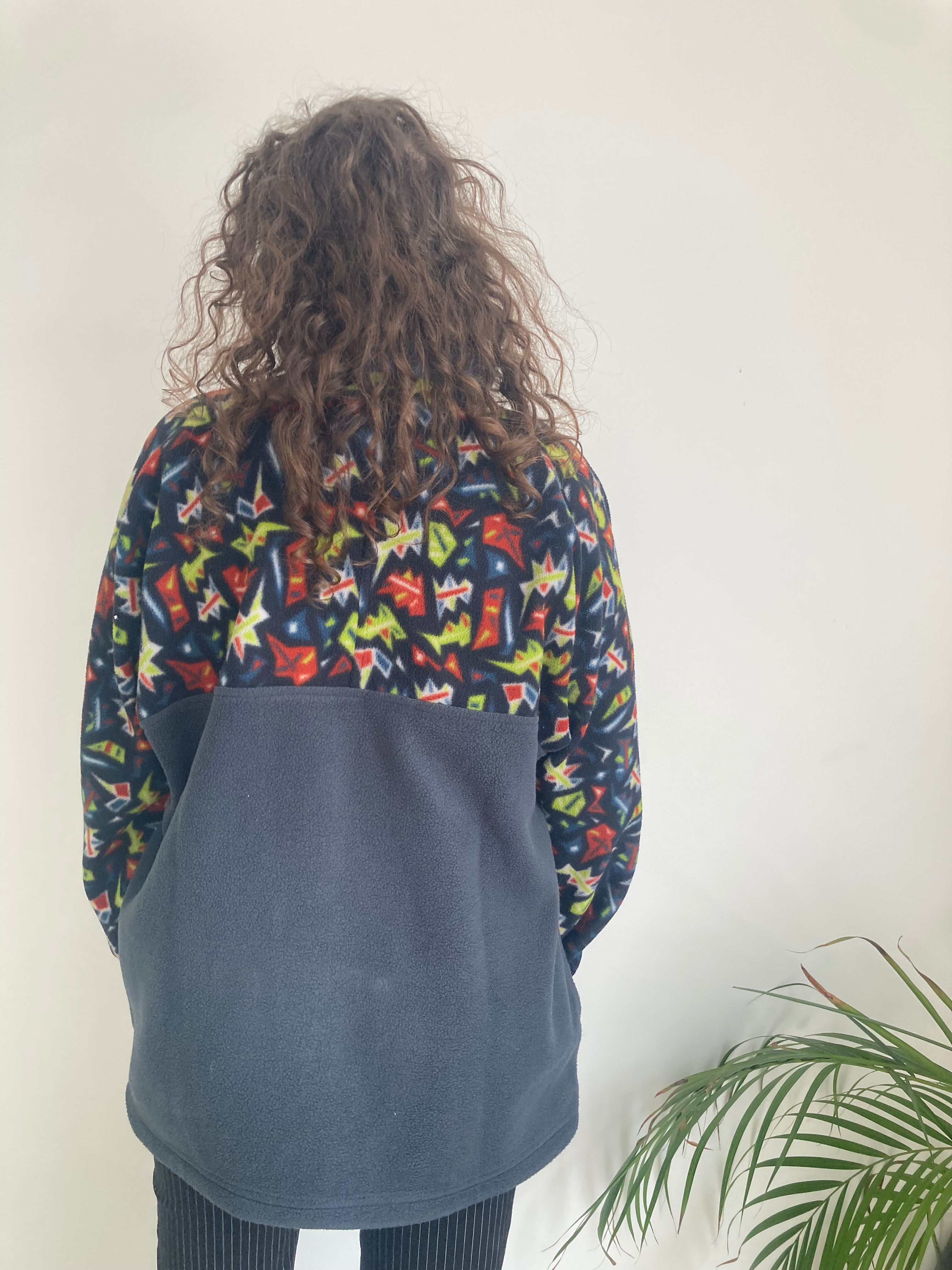 grey funky print sleeve vintage fleece